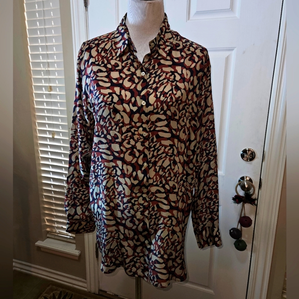0039 Italy silk blouse size XL